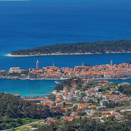 Stunning In With 2 Bedrooms * Rab Town